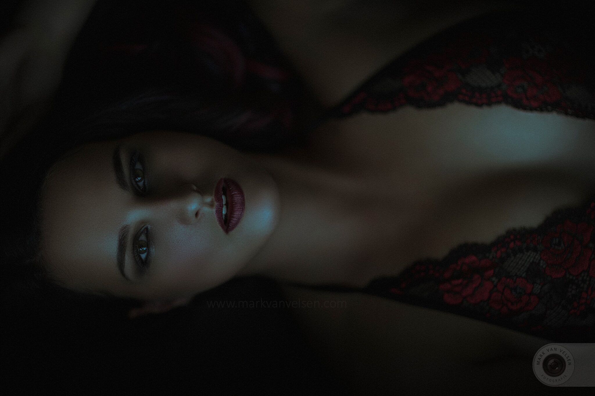 Beauty - Fashion - Commercial - Editorial - Workshops - High end photography and editing